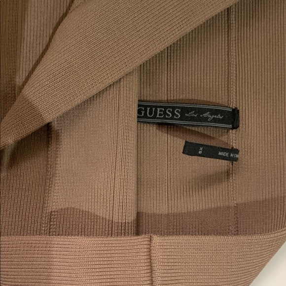 Guess skirt - Picture 4 of 4